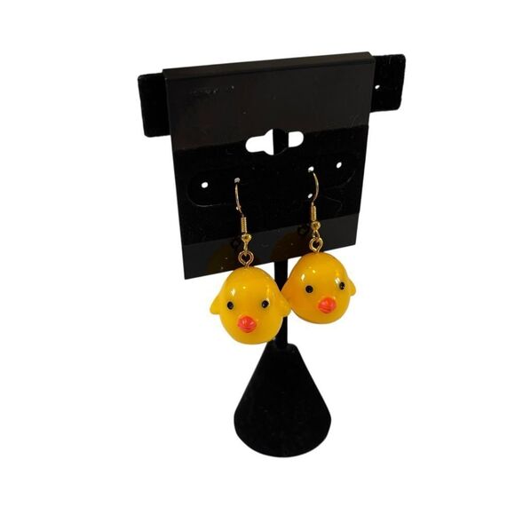 Adorable Just Ducky Dangle Earrings. Whimsical & Lightweight. - Picture 2 of 6